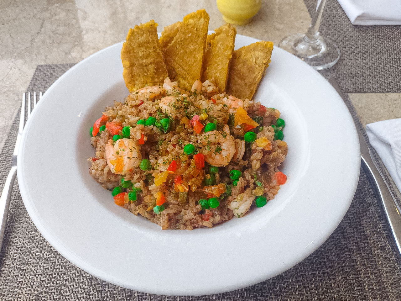 Arroz-con-coco-y-camarones-