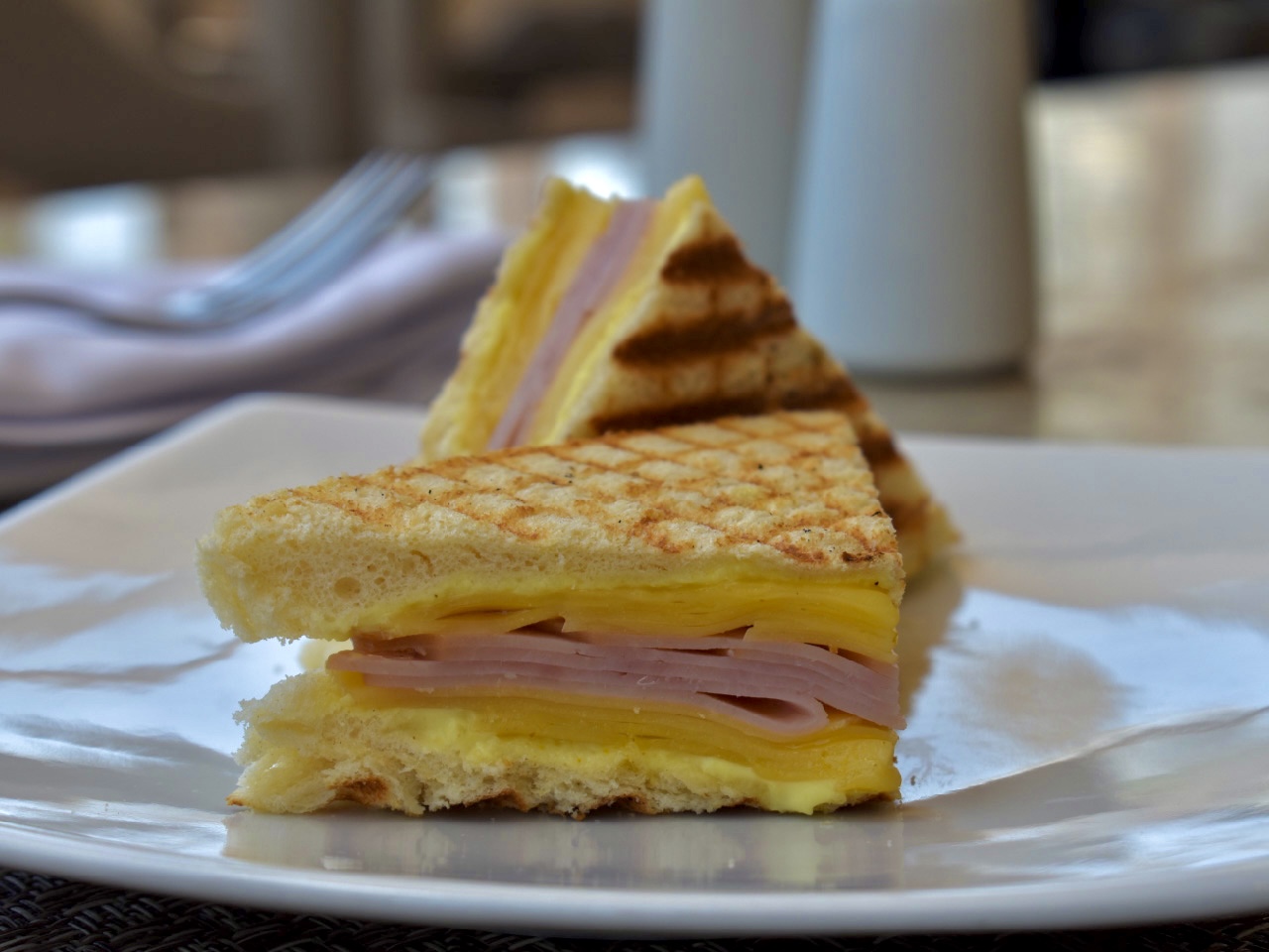 Mini Sandwich de Jamón – Hotel Almirante App
