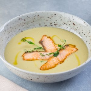hac-platos-sopa-salmon
